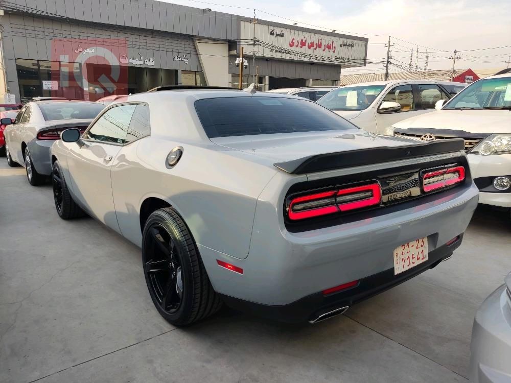 Dodge Challenger